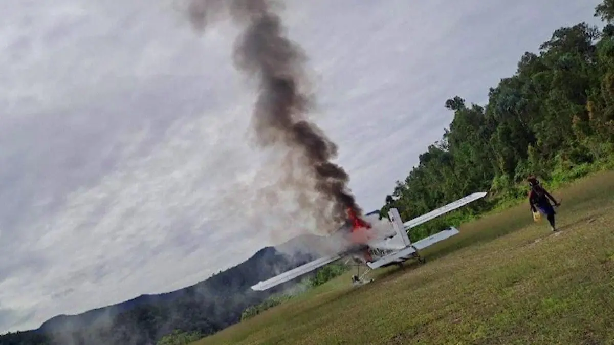 Flugzeug