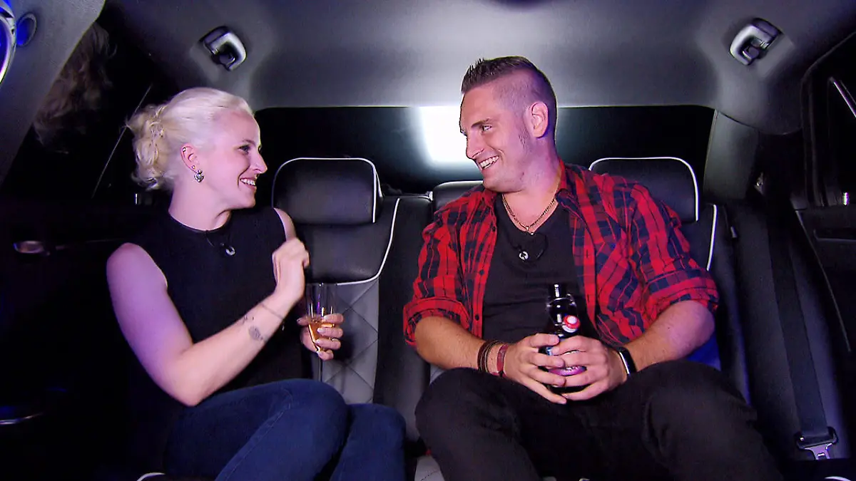 Sandra ist "total geflasht" von Dirk Beim Limo-Date funkt es gewaltig