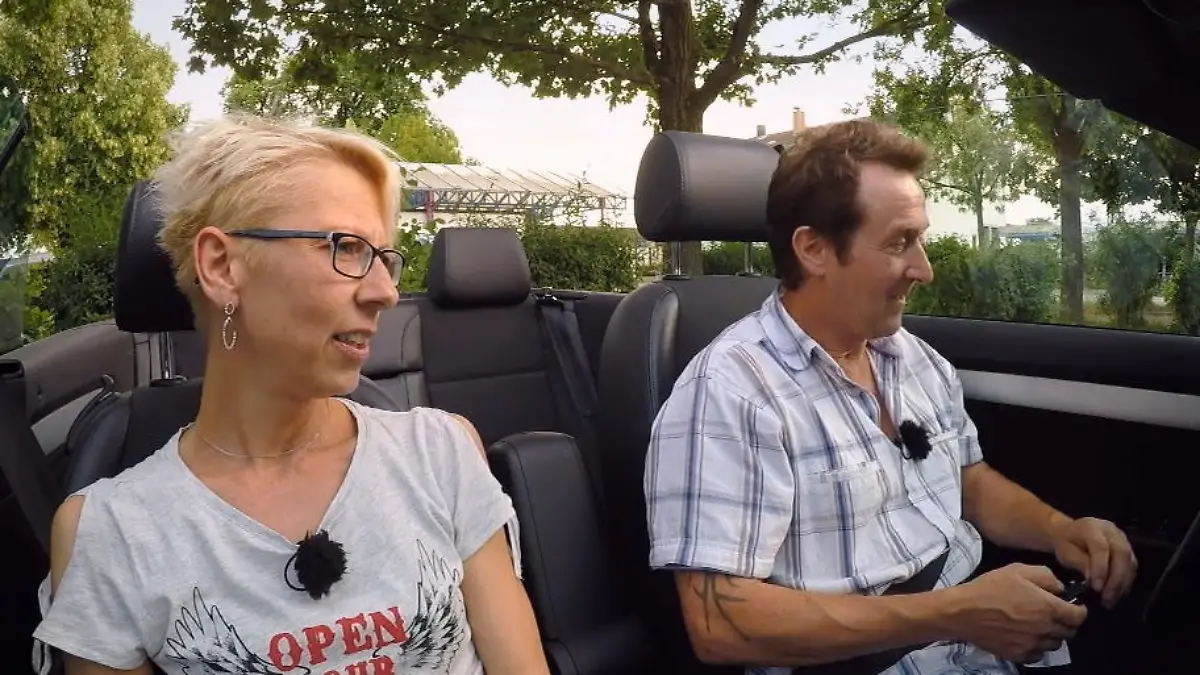 Bei Bernhard und Annett kommen nicht vom Fleck Oh Schreck! Die Batterie ist leer