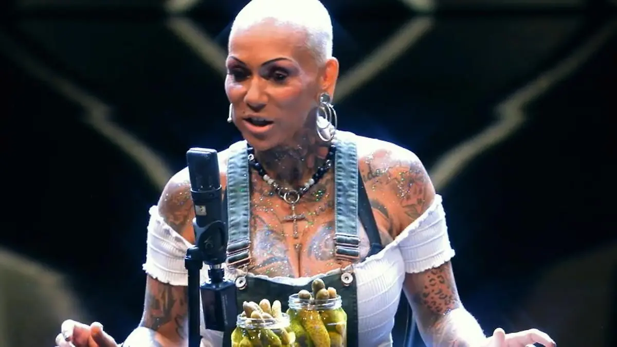 Kathleen will mit Schmatzgeräuschen für Gänsehaut sorgen Das Supertalent 2018: Show 5
