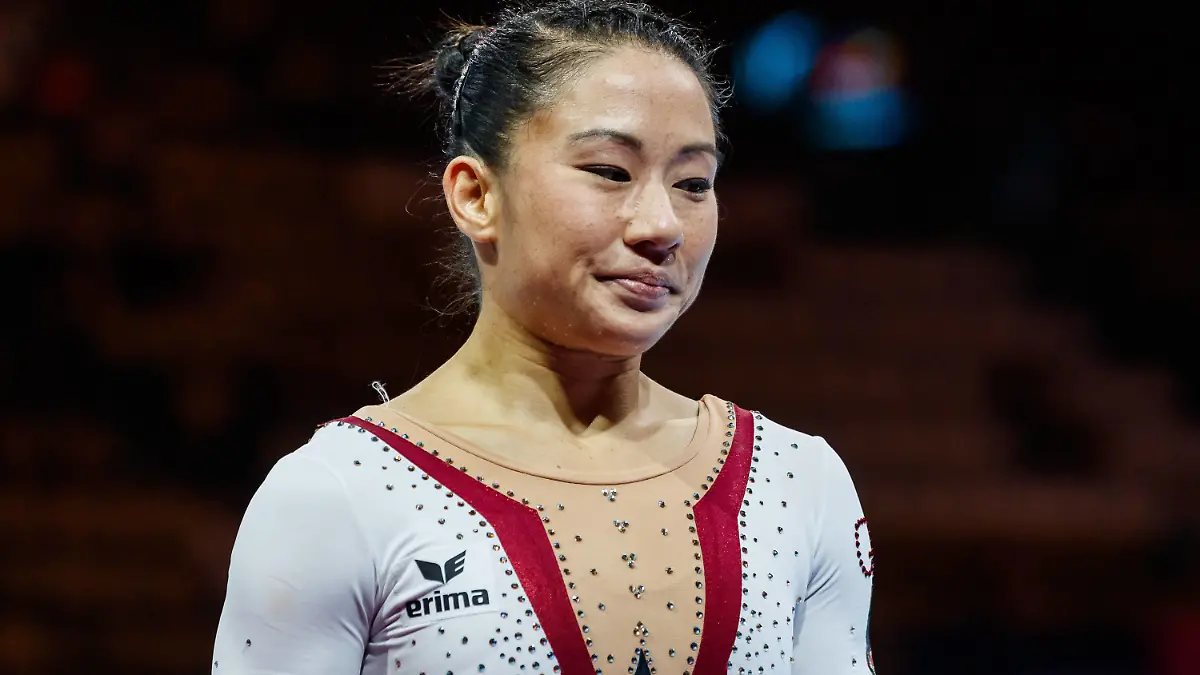 Kim Bui beim Bodenturnen, 8/11/2022, Muenchen Deutschland, European Championships Munich 2022, Gymnastics *** Kim Bui doing floor exercise, 8 11 2022, Munich Germany , Sport, European Championships Munich 2022, Gymnastics xprx 