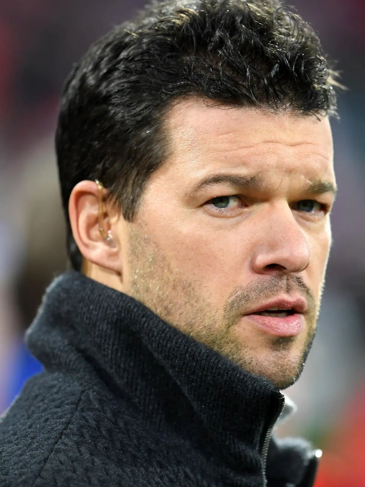 ARCHIV - 20.12.2017, München: Fußball: DFB-Pokal, Bayern München - Borussia Dortmund, Achtelfinale in der Allianz Arena: Der ehemalige Fußballprofi Michael Ballack, aufgenommen vor Spielbeginn. (zu dpa "Michael Ballack kann sich Rückkehr in den Fußball vorstellen") Foto: Tobias Hase/dpa +++ dpa-Bildfunk +++