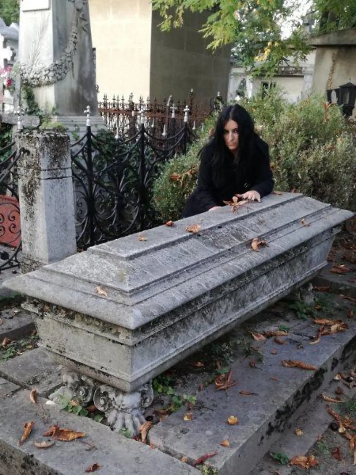 Andreas Bathory hält sich für einen echten Vampir