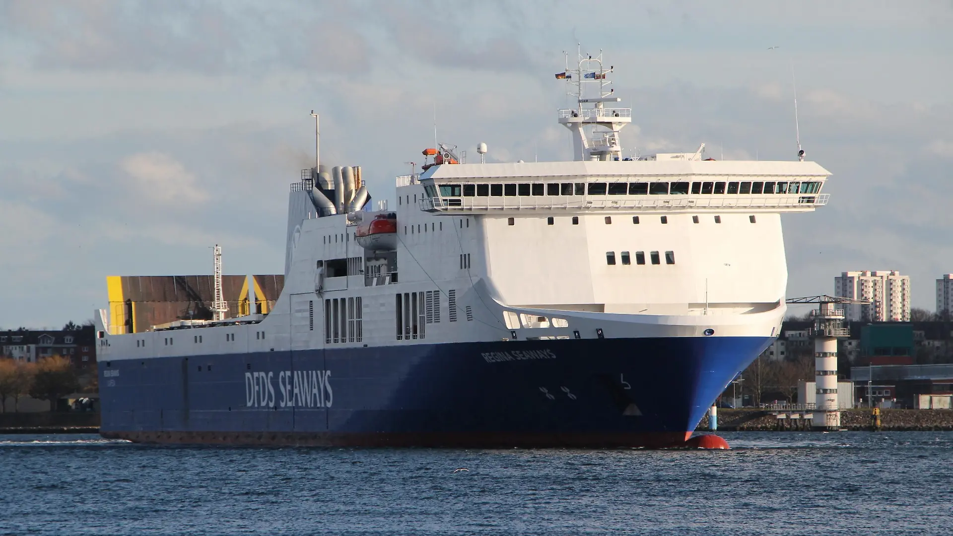 Kiel - Kieler Foerde - Schiffe - Reederei DFDS - Seaways Faehre Regina | Verwendung weltweit
