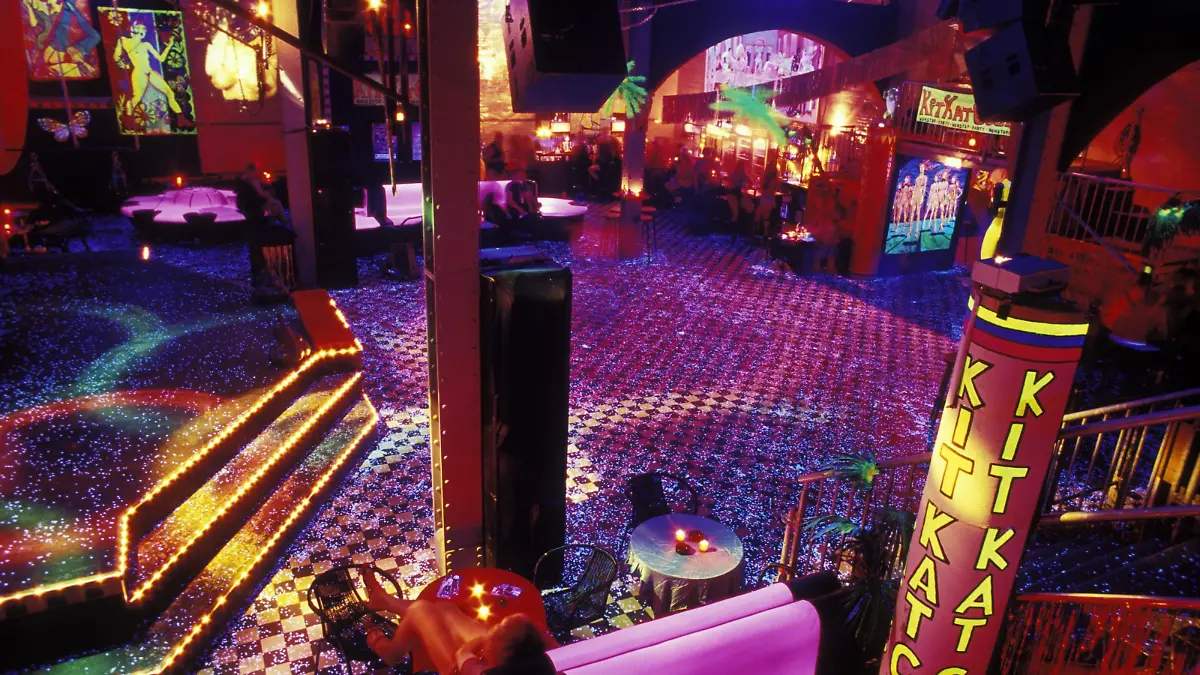 KitKatClub Berlin, Techno Party Club und Event Location in Berlin, Deutschland, Europa | Verwendung weltweit, Keine Weitergabe an Wiederverkäufer.