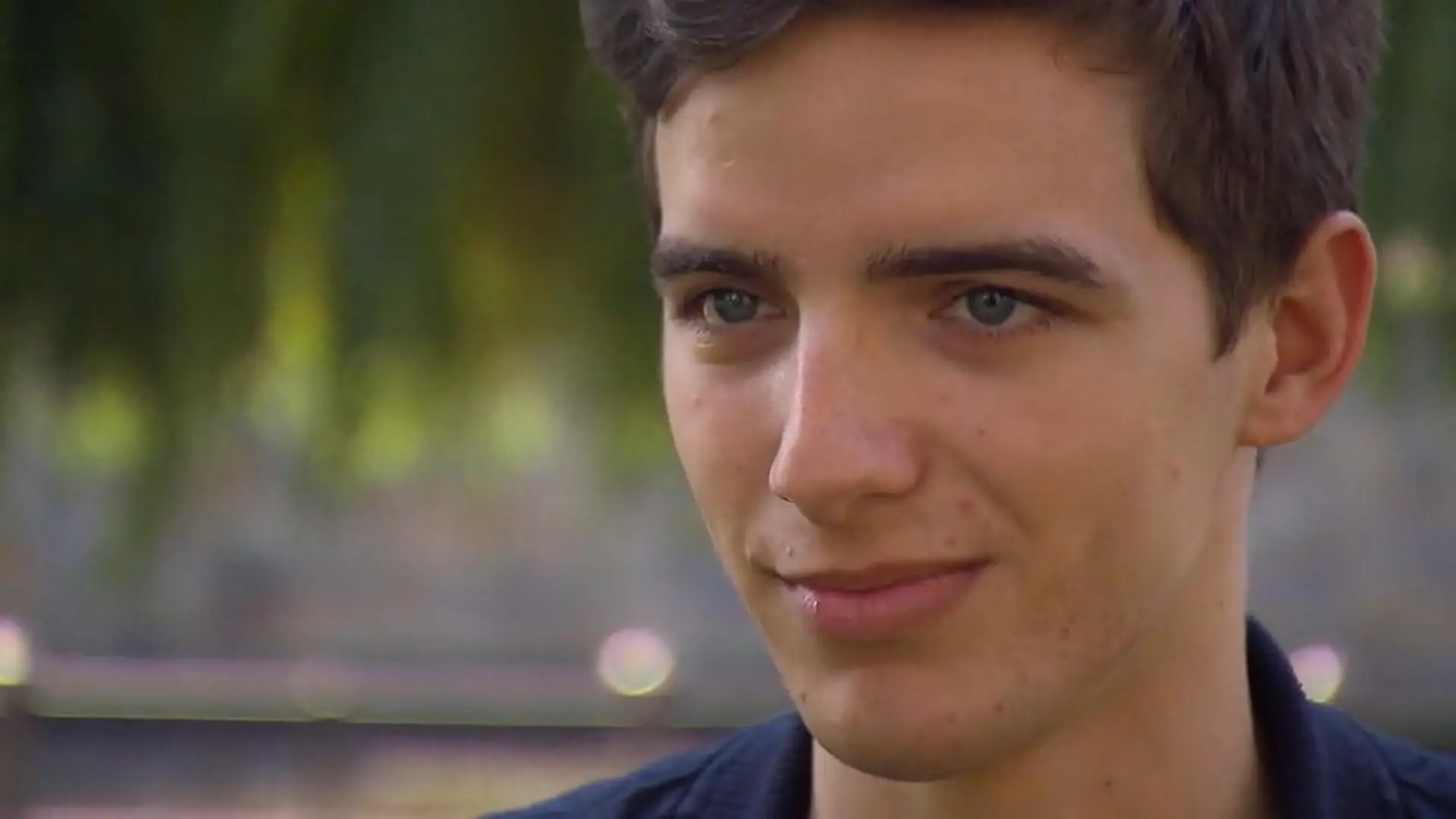 "Das hat einen runtergezogen!" Maximilian Braun spielt bei GZSZ ein Opfer von Mobbing