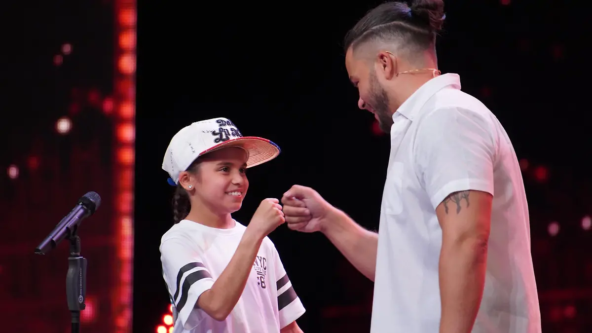 Adriana Rahel Brandt und ihr Vater Raimund aus Essen tanzen Hip-Hop.