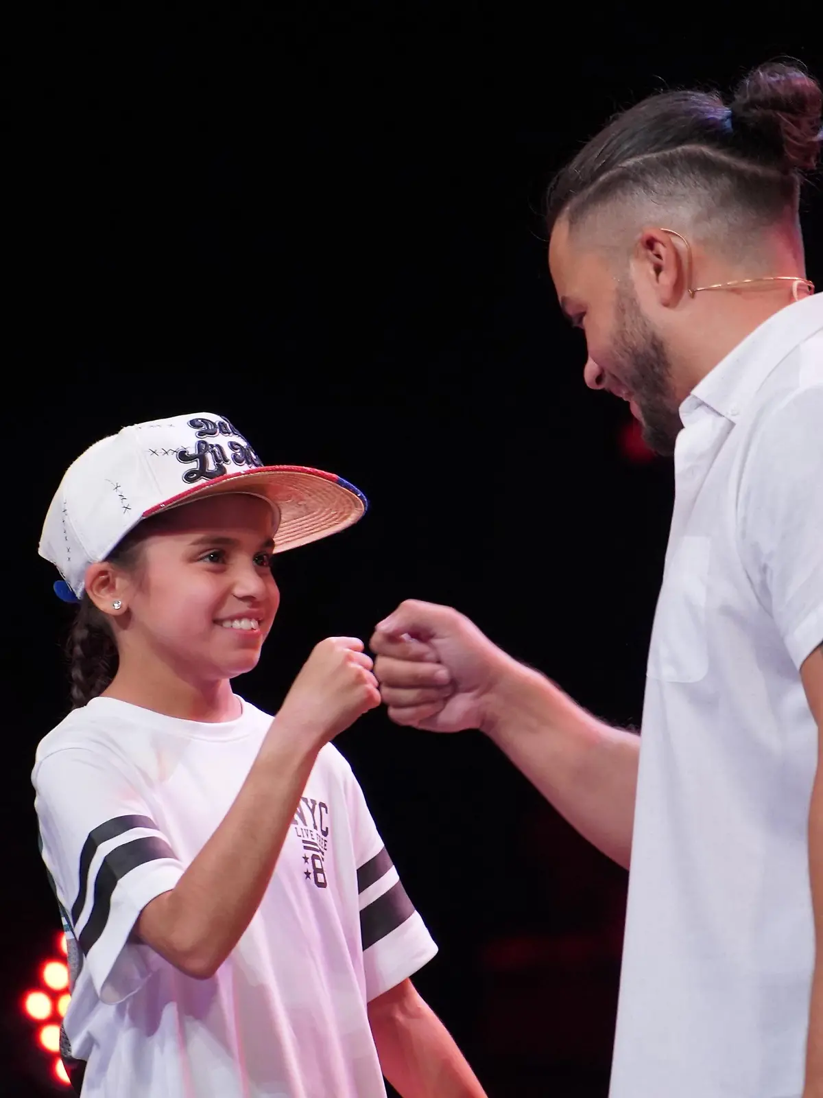 Adriana Rahel Brandt und ihr Vater Raimund aus Essen tanzen Hip-Hop.