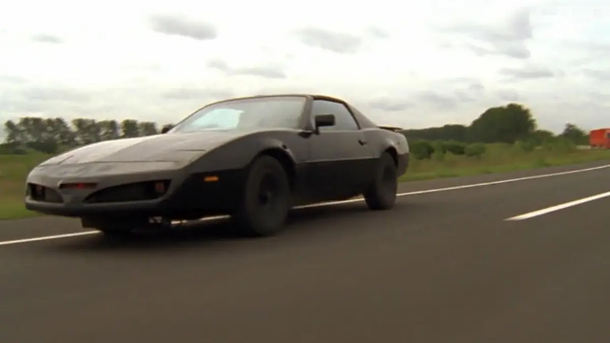 In der Folge "72 Stunden Angst" hatte K.I.T.T. einen besonderen Gastauftritt.