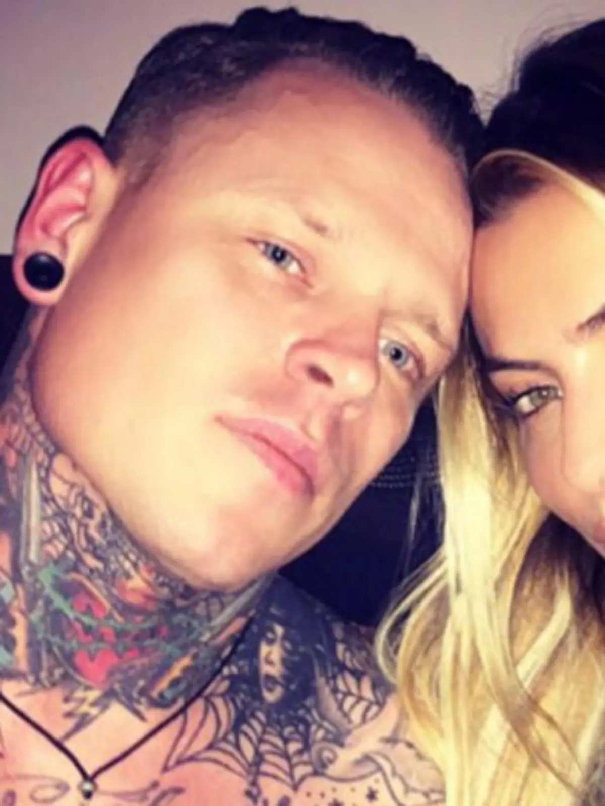 Die Bestätigung? Sophia Thomalla und Andy LaPlegua zeigen sich kuschelnd der Öffentlichkeit