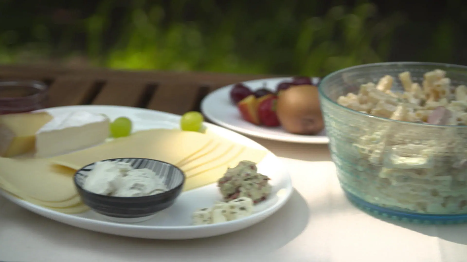 Cool bleiben! Wenn die Sonne die Beilagen testet Testgelände Gartentisch