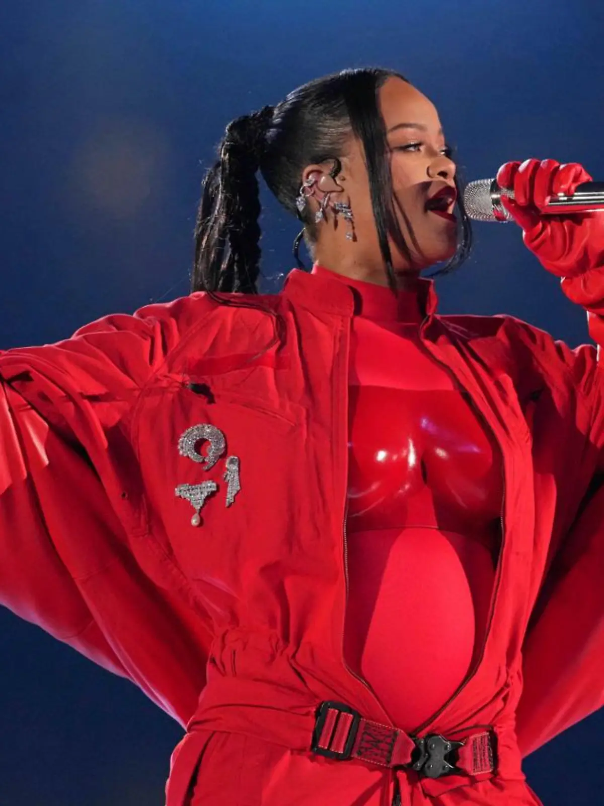 Nanu! Ist bei Rihanna etwa ein Baby-Bäuchlein zu sehen?