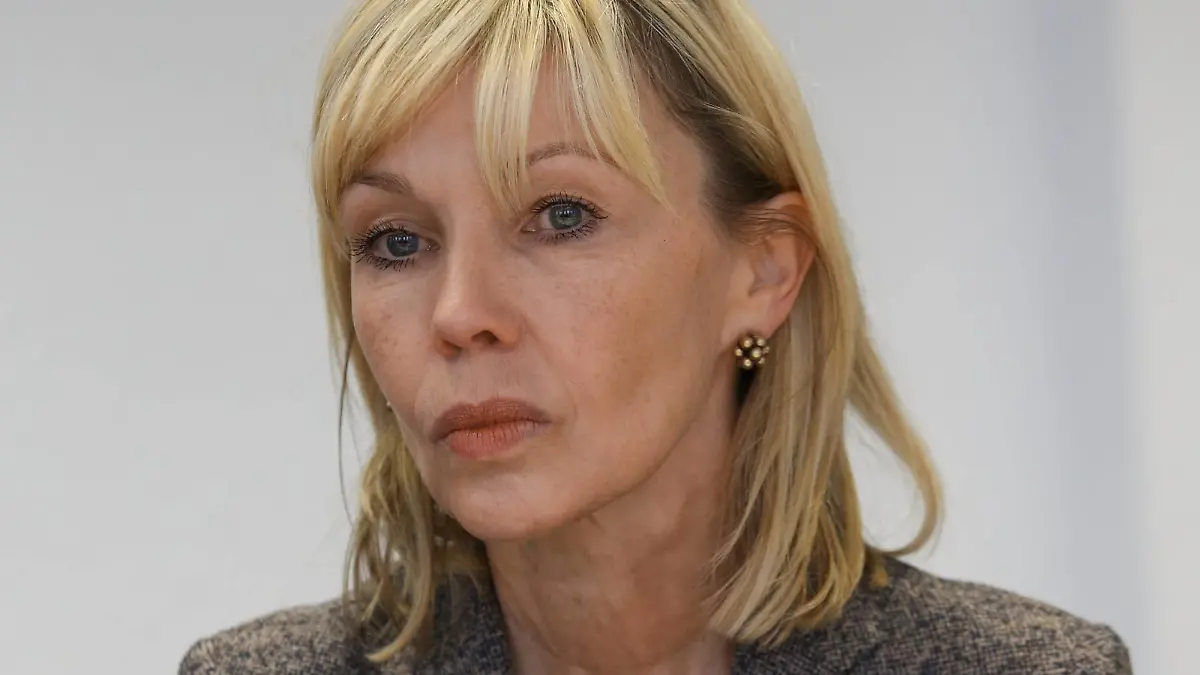 Hannover, Doris Schröder-Köpf, Integrationsbeauftragte, empfängt, Vito Fiorino, Einwohner aus Lampedusa, der Flüchtlinge gerettet hat.
Hanover Doris Schröder Köpf Integration manager receives Vito Fiorino Residents out LAMPEDUSA the Refugees Saved has