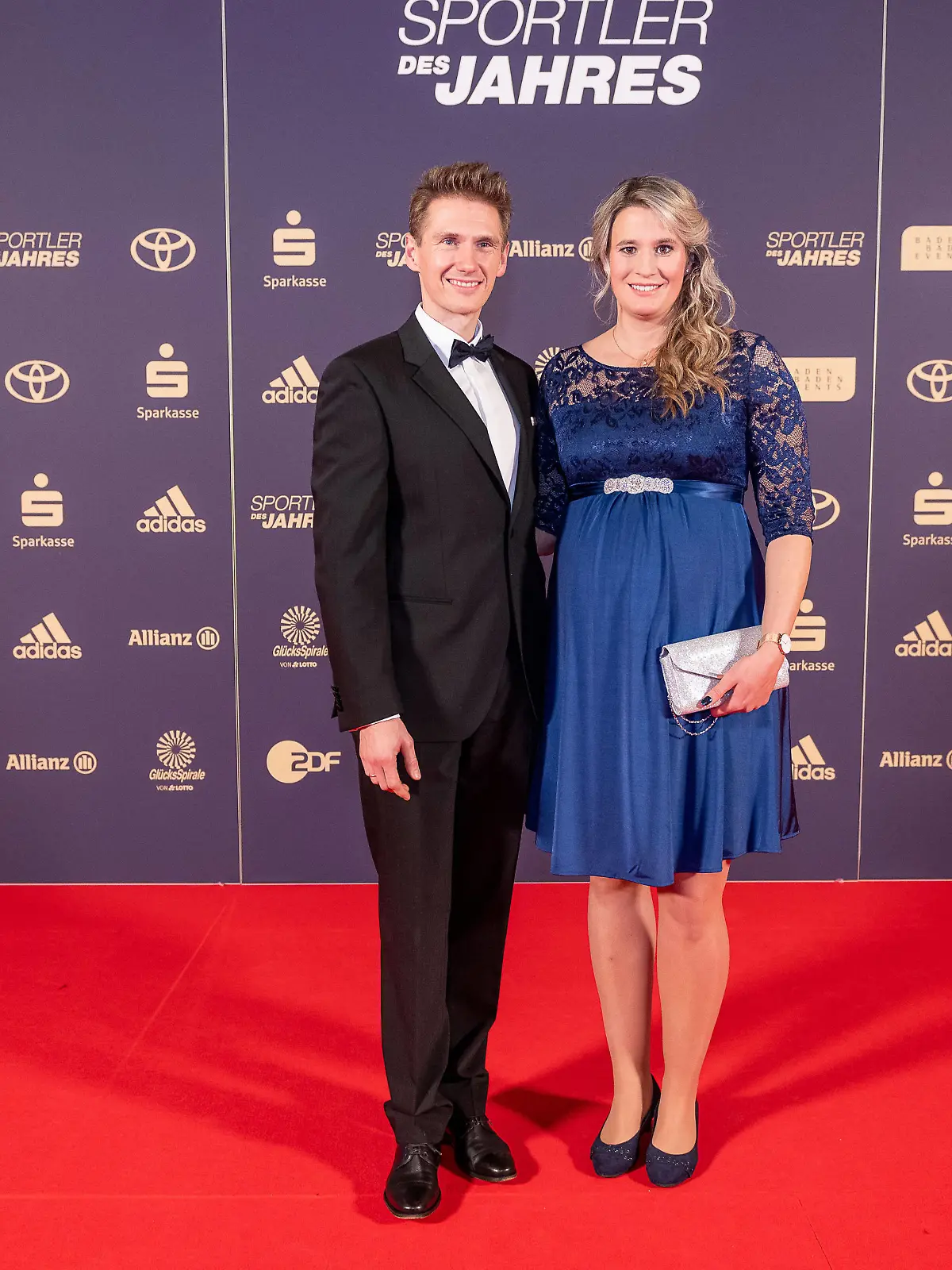 Natalie Geisenberger mit Ehemann Markus Scheer, Sportler des Jahres, Verleihung der Ehrung im Jahre 2022, 18.12.2022, Eibner-Pressefoto/Sascha Walther Sportler des Jahres, Verleihung der Ehrung im Jahre 2022, 18.12.2022 Baden-Baden *** Natalie Geisenberger with husband Markus Scheer, athlete of the year, awarding the honor in 2022, 18 12 2022, Eibner Pressefoto Sascha Walther athlete of the year, awarding the honor in 2022, 18 12 2022 Baden Baden. Copyright: xEibner-Pressefotox EP_EER