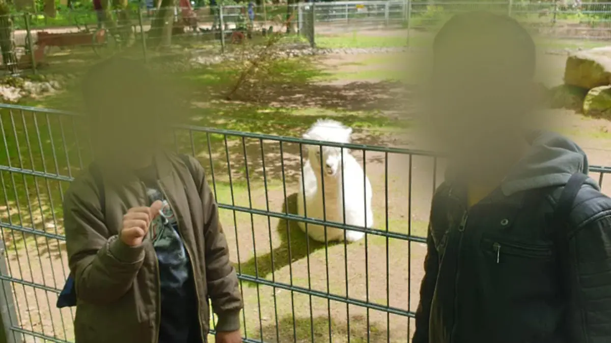 Die getötete Thurayya A. mit ihren Söhnen im Tierpark Neumünster 2021.