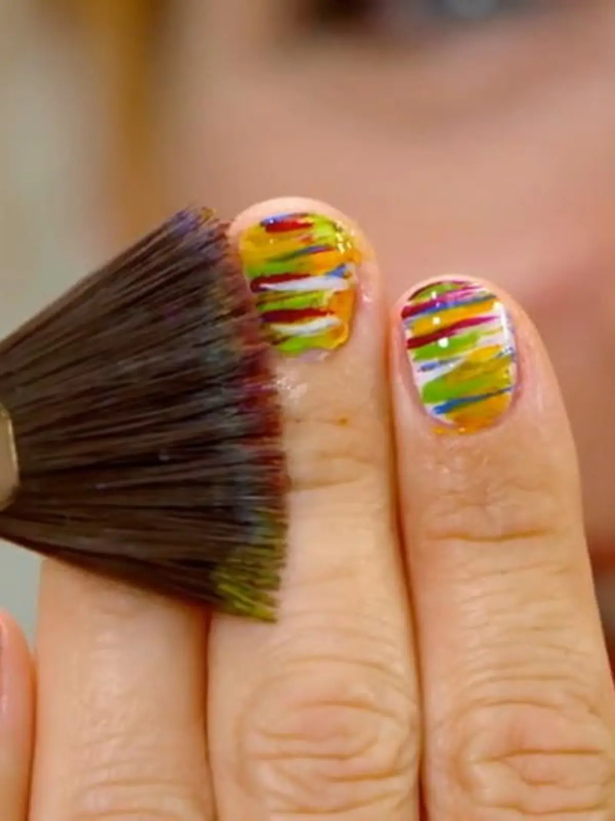 Bild zu: "Sommerlicher Streifen-Look"
