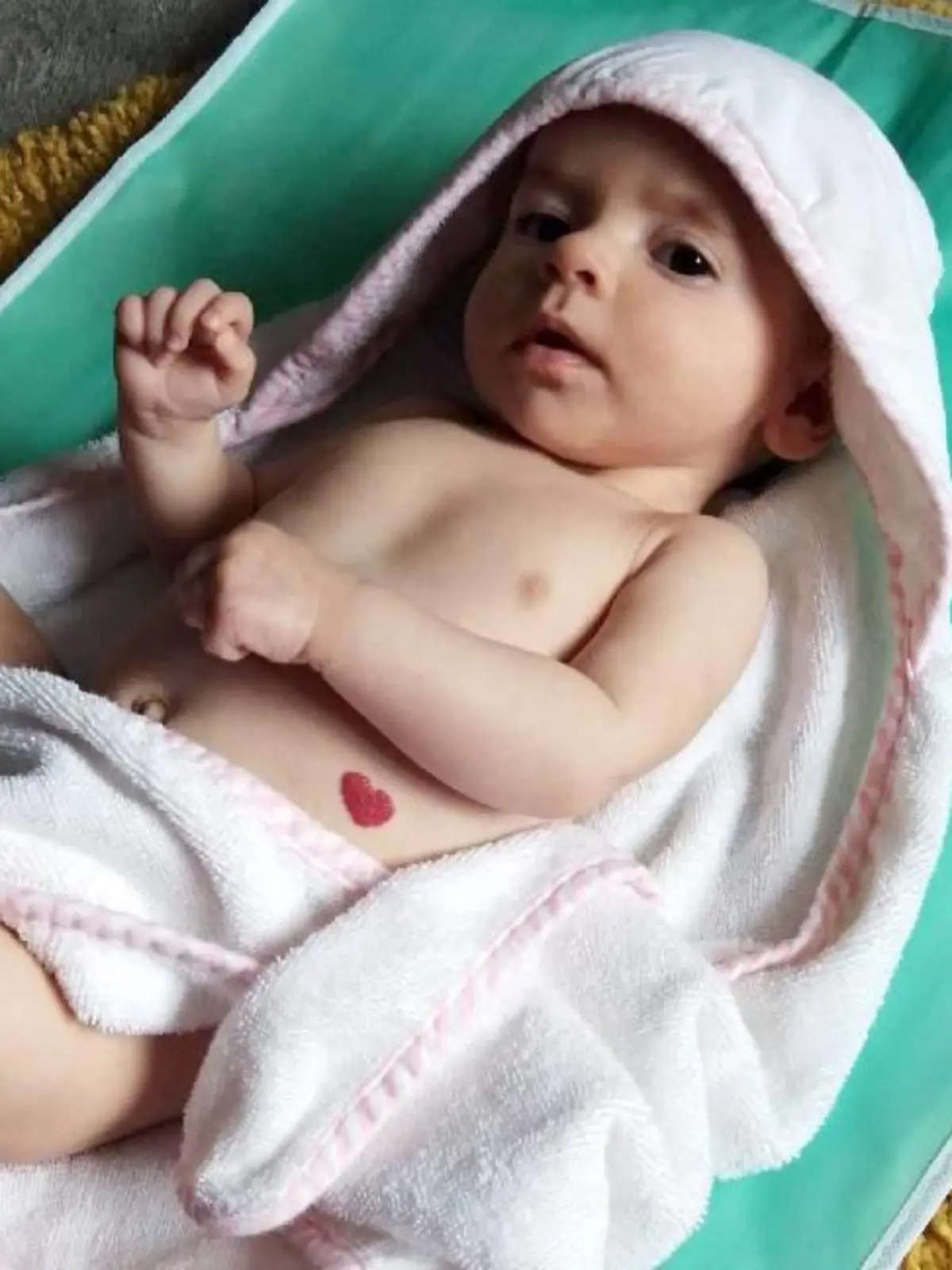 Jorgia in Handtuch