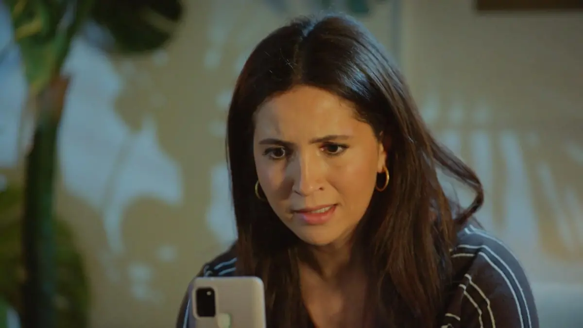 GZSZ-Spoiler: Laura ist zurück!: Das ist Chryssanthi Kavazis erste Szene  des Blitz-Comebacks