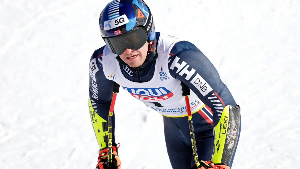 Alpine Skiing - FIS Alpine Ski World Cup - Men's Downhill Training - Courchevel, France - February 10, 2023 Norway's Adrian Smiseth Sejersted in action REUTERS/Leonhard Foeger