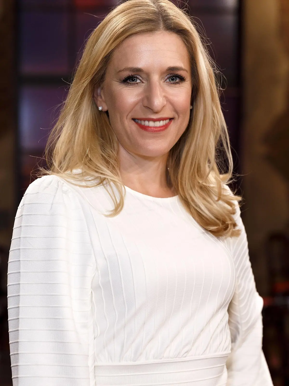 Stefanie Hertel bei der Aufzeichnung der WDR-Talkshow Kölner Treff im WDR Studio BS 2. Köln, 08.06.2018 *** Stefanie Hertel at the recording of the WDR Talkshow Kölner Treff in the WDR Studio BS 2 Cologne 08 06 2018 Foto:xC.xHardtx/xFuturexImage  
