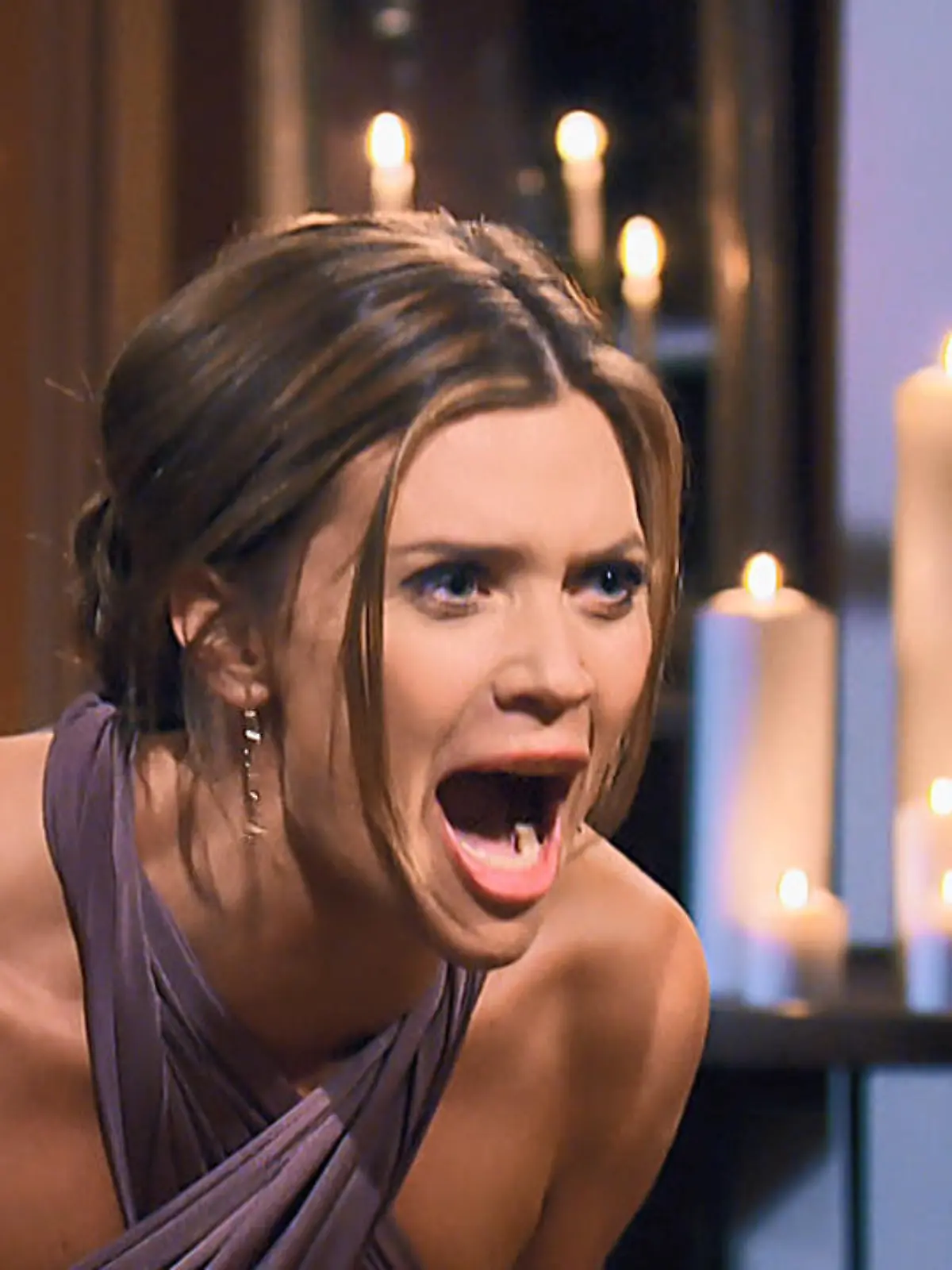 nadine schreit.jpg