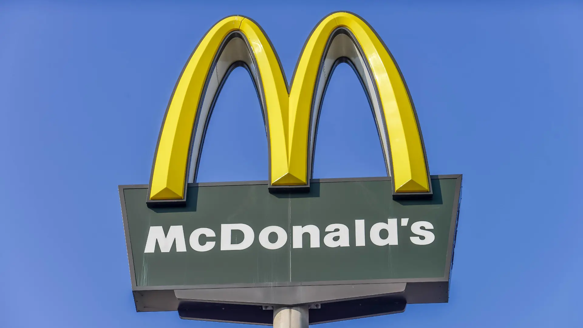 McDonaldÂ s, Schoeneberg, Berlin, Deutschland *** McDonaldÂ s Schoeneberg Berlin Germany  