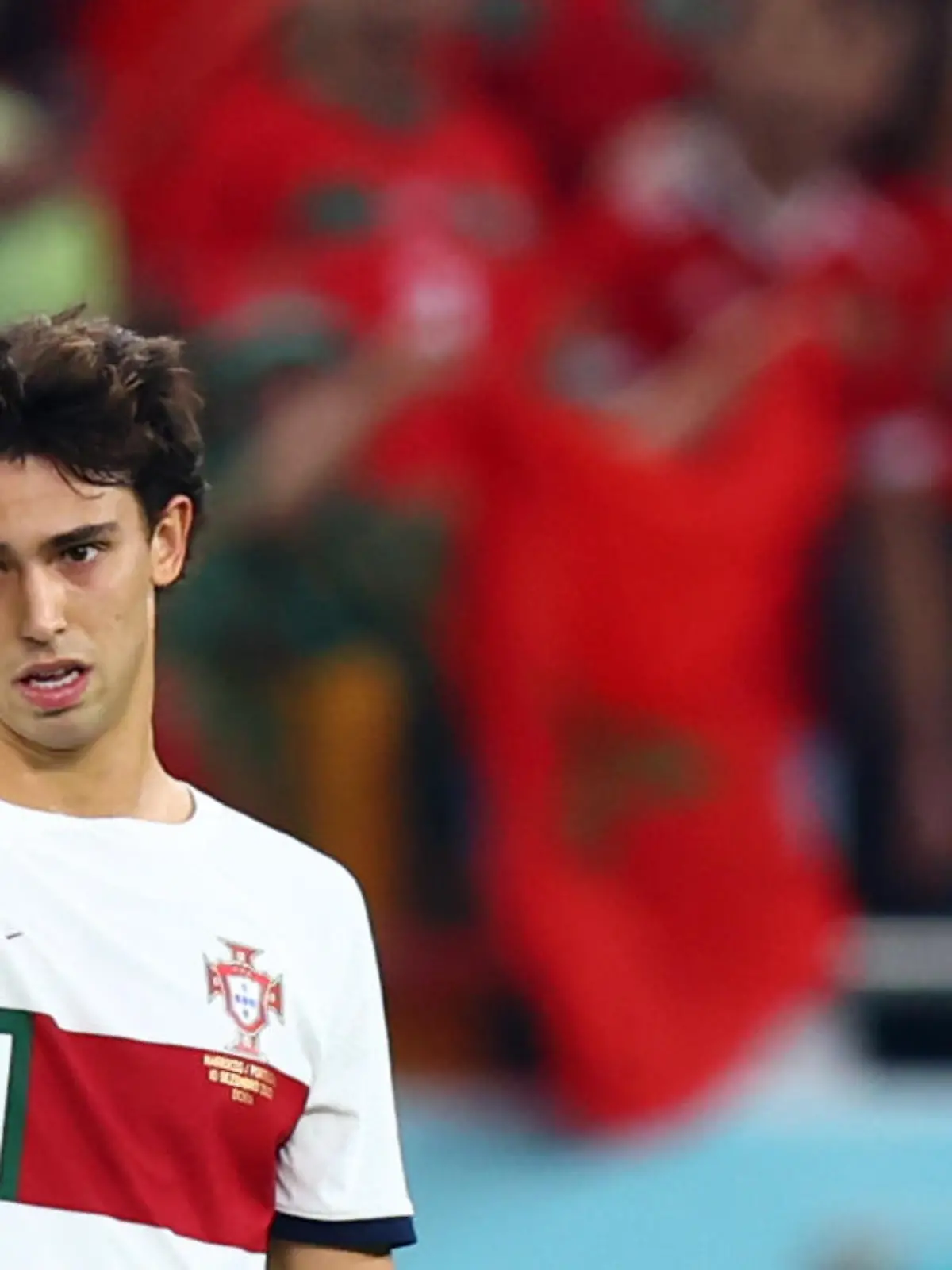 ARCHIV - 10.12.2022, Katar, Doha: Fußball, WM, Marokko - Portugal, Finalrunde, Viertelfinale, Al-Thumama Stadion, Portugals Joao Félix gestikuliert während der Partie. (zu dpa: ««Exzellenter Spieler»: Benfica würde Rückkehr von João Félix begrüßen») Foto: Tom Weller/dpa +++ dpa-Bildfunk +++