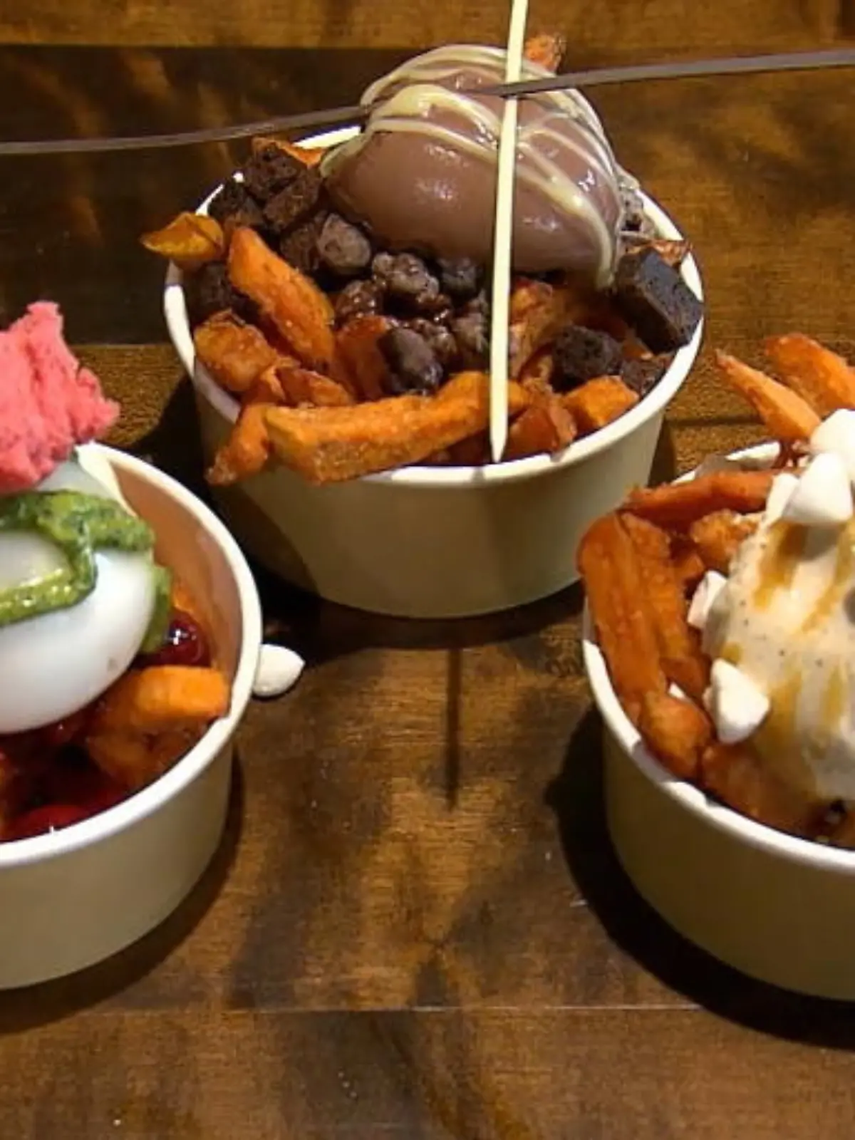 Bild zu: "Pommes mit Eiscreme?"