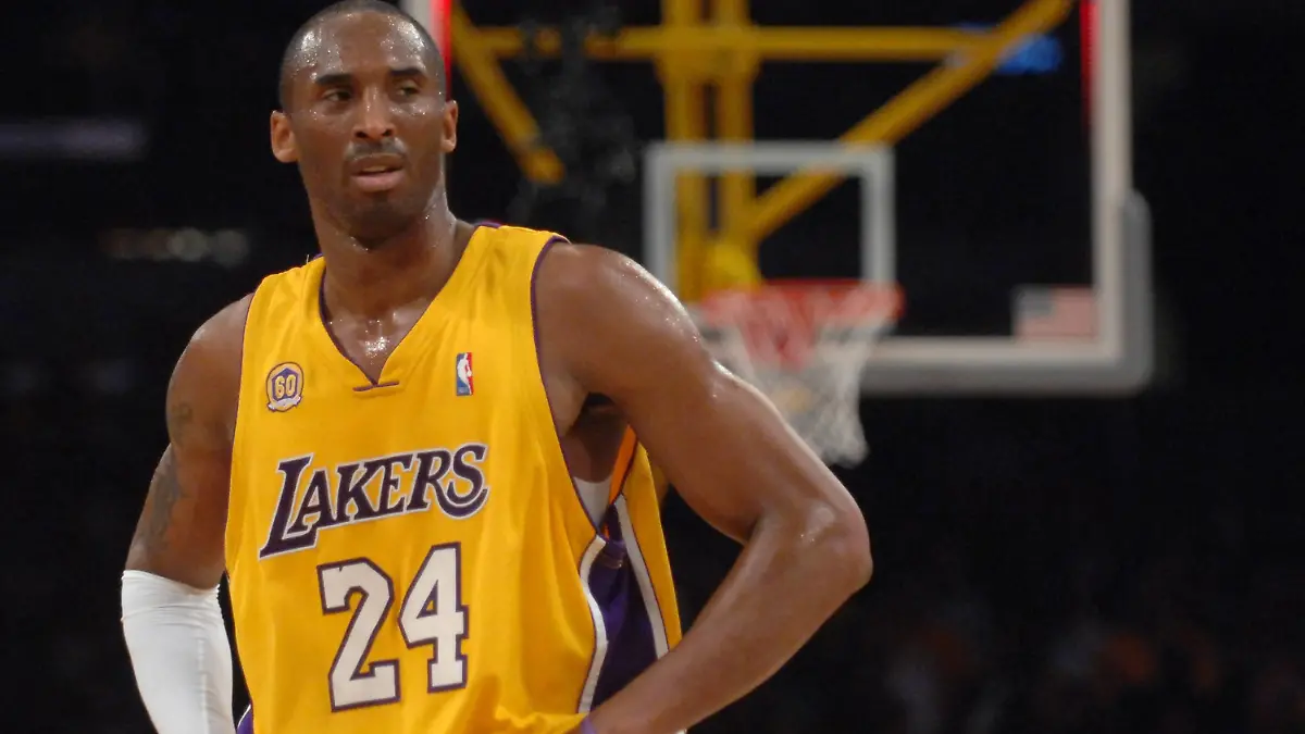 Bildnummer: 03680244  Datum: 14.05.2008  Copyright: imago/UPI Photo
Kobe Bryant (Los Angeles Lakers) - PUBLICATIONxINxGERxSUIxAUTxHUNxONLY (LAP2008051415); quer, NBA 2007/2008, Playoffs, Playoff, Play Offs, Off, Los Angeles Lakers, Vdig Los Angeles, LA, L.A. Basketball Herren Mannschaft USA Einzelbild Aktion Personen
Image number 03680244 date 14 05 2008 Copyright imago UPI Photo Kobe Bryant Los Angeles Lakers PUBLICATIONxINxGERxSUIxAUTxHUNxONLY  horizontal NBA 2007 2008 Playoffs Playoff Play Offs Off Los Angeles Lakers Vdig Los Angeles La l A Basketball men Team USA Single Action shot People 