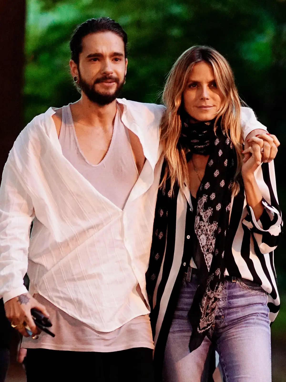 EXCLUSIVE: *** Premium Exclusive Rates Apply *** 

Heidi Klum and Tom Kulitz go to a music festival in Prospect Park in Brooklyn, NY

Pictured: Heidi Klum and Tom Kulitz
Ref: SPL5008725 070718 EXCLUSIVE
Picture by: Jackson Lee / SplashNews.com

Splash News and Pictures
Los Angeles: 310-821-2666
New York: 212-619-2666
London: 0207 644 7656
Milan: +39 02 4399 8577
Sydney: +61 02 9240 7700
photodesk@splashnews.com

World Rights, No Portugal Rights
