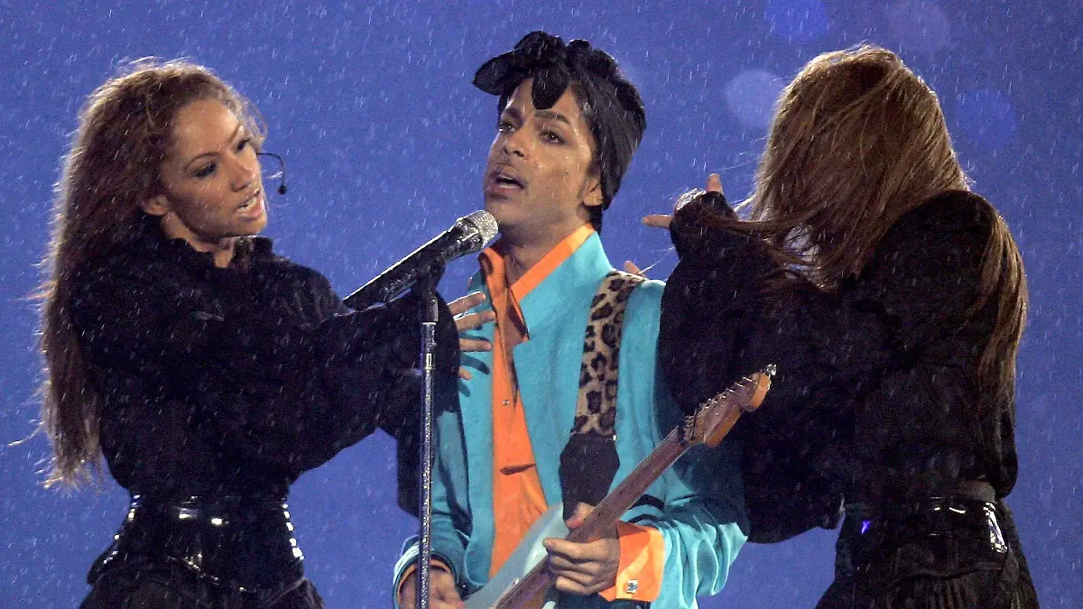 Recording artist Prince performs during the halftime show of Super Bowl XLI in Miami, Florida, Sunday 04 February 2007. The Indianapolis Colts play the Chicago Bears.