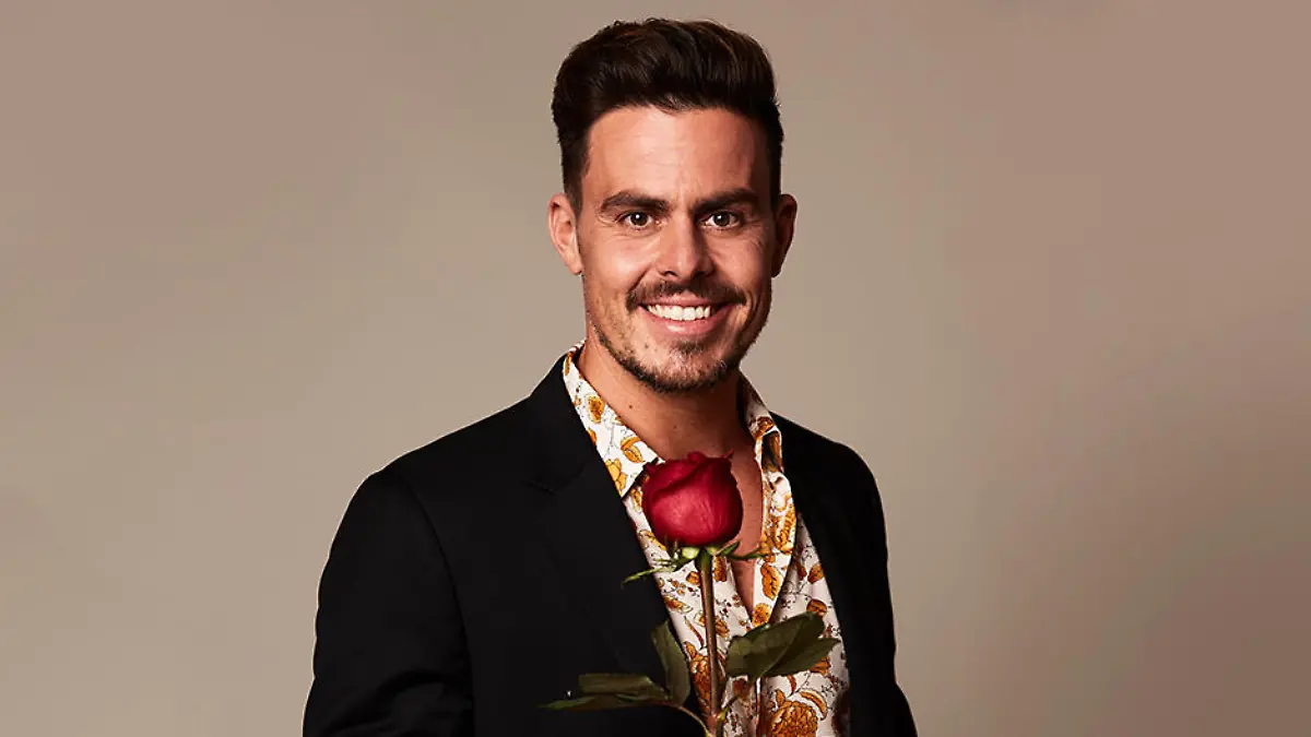 bachelorette bio manuel