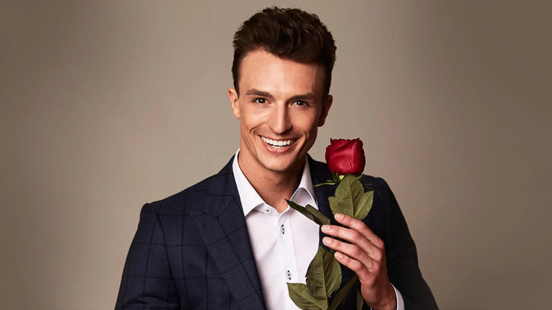 bachelorette bio maxim