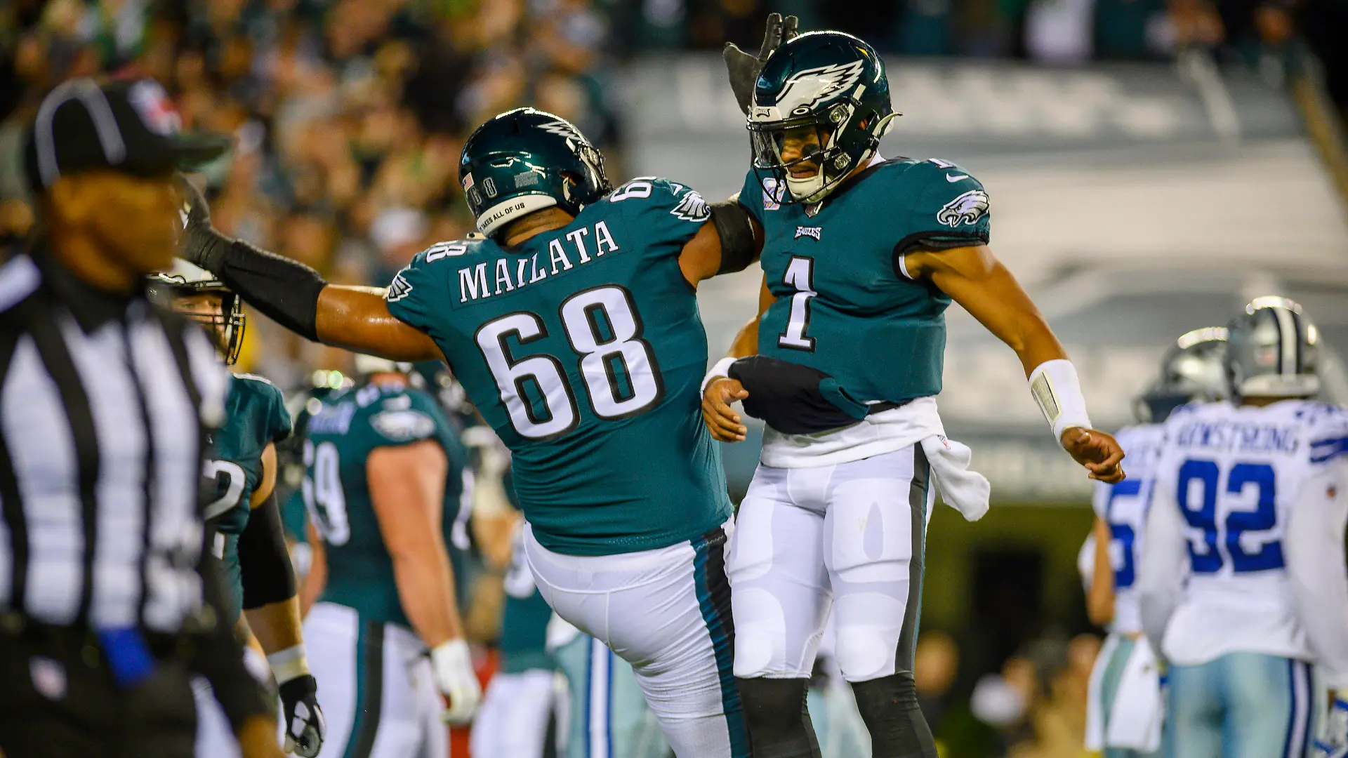 October 16, 2022, Philadelphia, Pennsylvania, U.S: October 16, 2022, Philadelphia PA. Philadelphia Eagles QB JALEN HURTS 1 and LT JORDAN MAILATA 68 celebrate after scoring a touchdown during the game against the Cowboys. The Eagles beat the Cowboys to remain undefeated Philadelphia U.S. - ZUMArf1_ 20221016_zaf_rf1_014 Copyright: xRickyxFitchettx