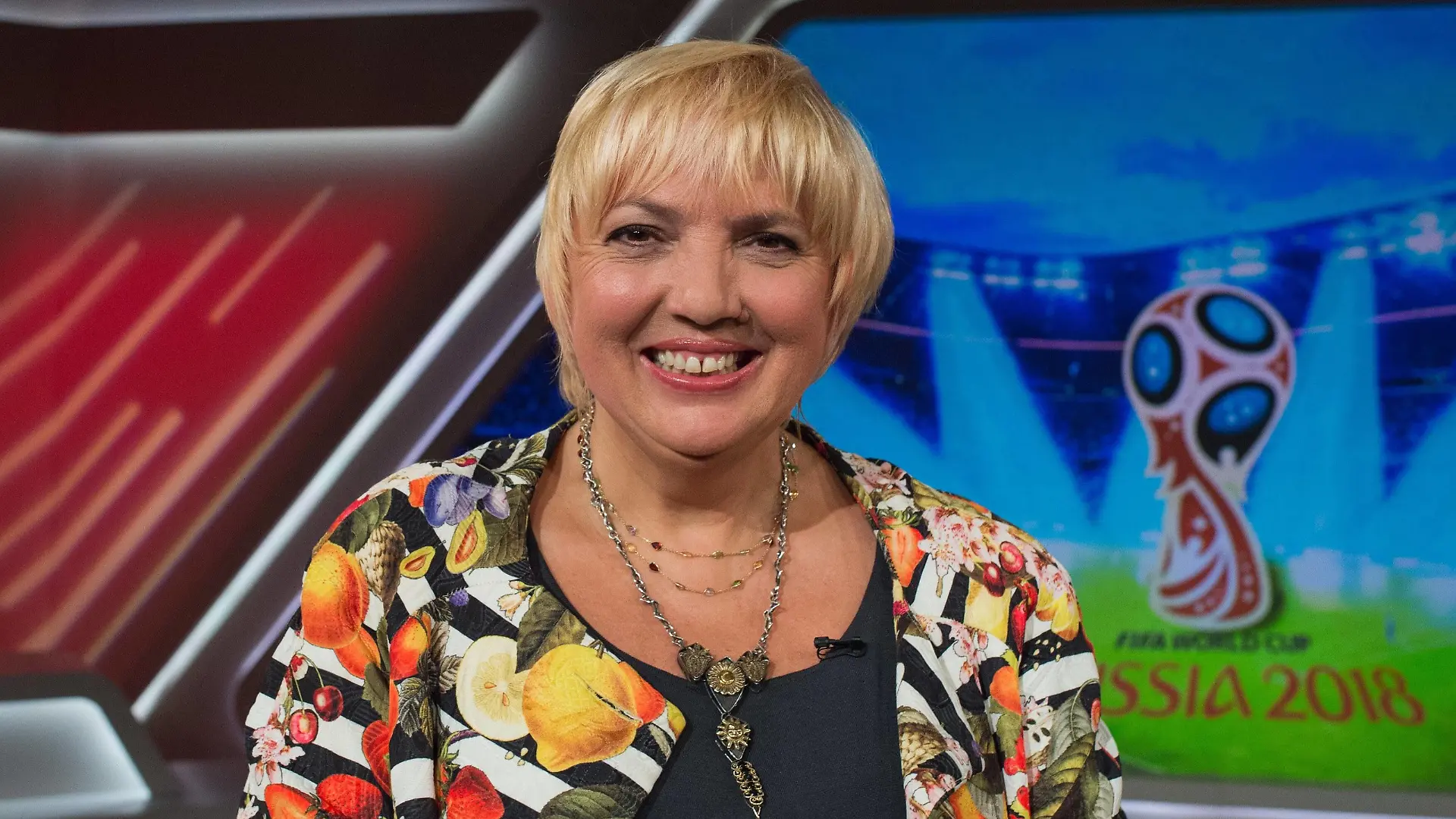 Claudia Roth, 13.06.2018, Maischberger - WM in Russland: Stresstest fuer den Fussball , GER, Berlin, Maischberger, WM in Russland - Stresstest fuer den Fussball , Berlin *** Claudia Roth 13 06 2018 Maischberg World Cup in Russia Stress test for football GER Berlin Maischberg World Cup in Russia Stress test for football Berlin Copyright: xEIBNER/UwexKochx EP_EER