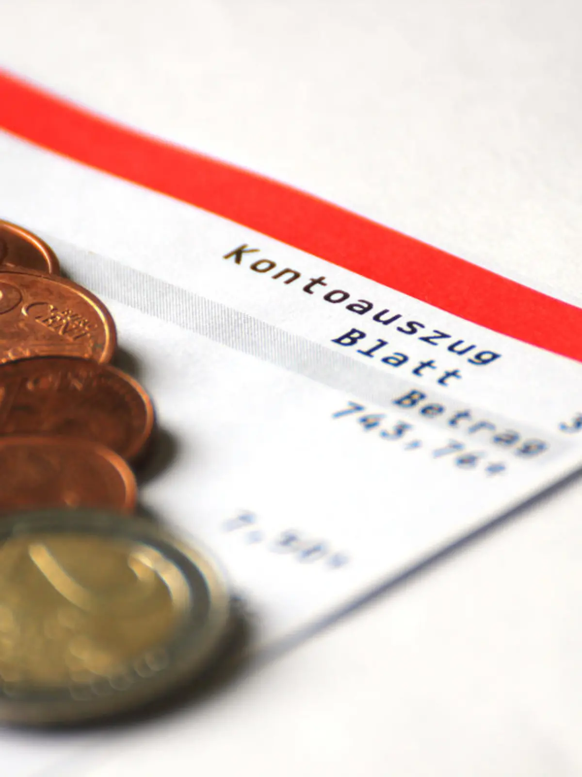 Kontoauszüge nie einfach wegwerfen
