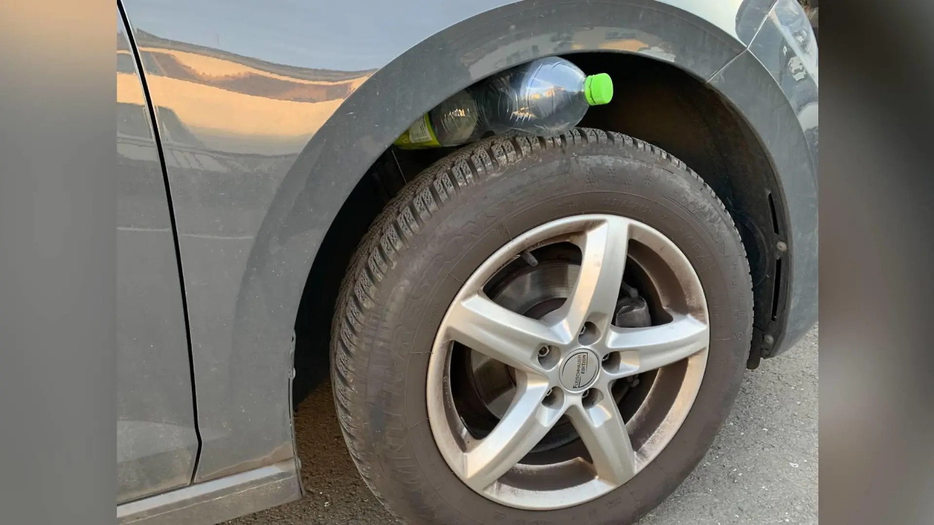Radkasten mit PET-Flasche