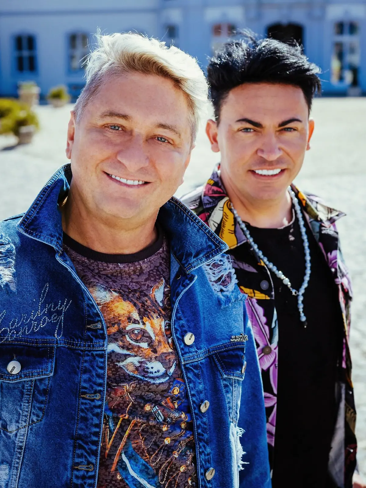 Hubert Fella (l.) und Matthias Mangiapane planen ihre Hochzeit, wie sollte es anders sein, bunt, schrill und laut. 