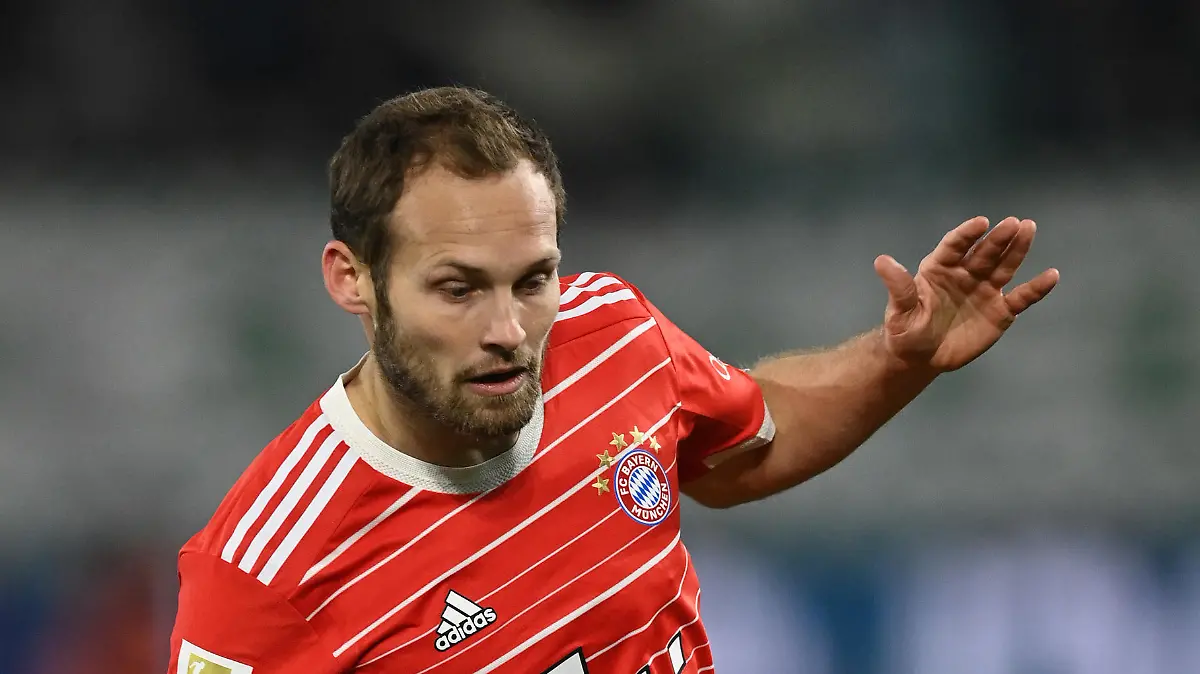 WOLFSBURG, GERMANY - FEBRUARY 05: Daley Blind of Bayern Muenchen in action during the Bundesliga match between VfL Wolfsburg and FC Bayern München at Volkswagen Arena on February 05, 2023 in Wolfsburg, Germany. (Photo by Stuart Franklin/Getty Images)