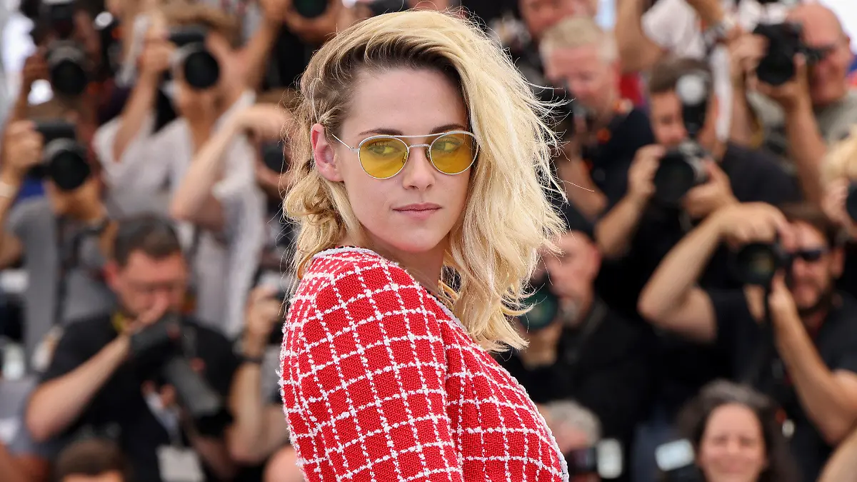 ARCHIV - 24.05.2022, Frankreich, Cannes: Kristen Stewart, Schauspielerin aus den USA, beim Fototermin für den Film "Crimes of the Future" bei den 75. Internationalen Filmfestspielen. Stewart ist in diesem Jahr Jurypräsidentin der Berlinale. Foto: Vianney Le Caer/Invision/AP/dpa +++ dpa-Bildfunk +++