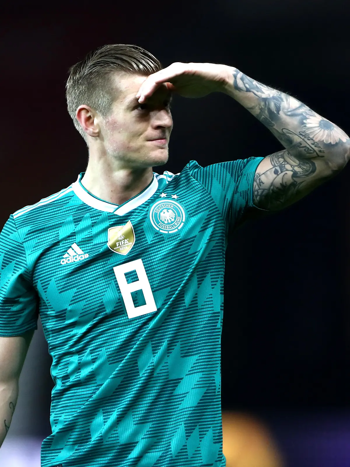 BERLIN, GERMANY - MARCH 27: Toni Kroos of Germany looks on during the International friendly between Germany and Brazil at Olympiastadion on March 27, 2018 in Berlin, Germany.  (Photo by Alex Grimm/Bongarts/Getty Images)