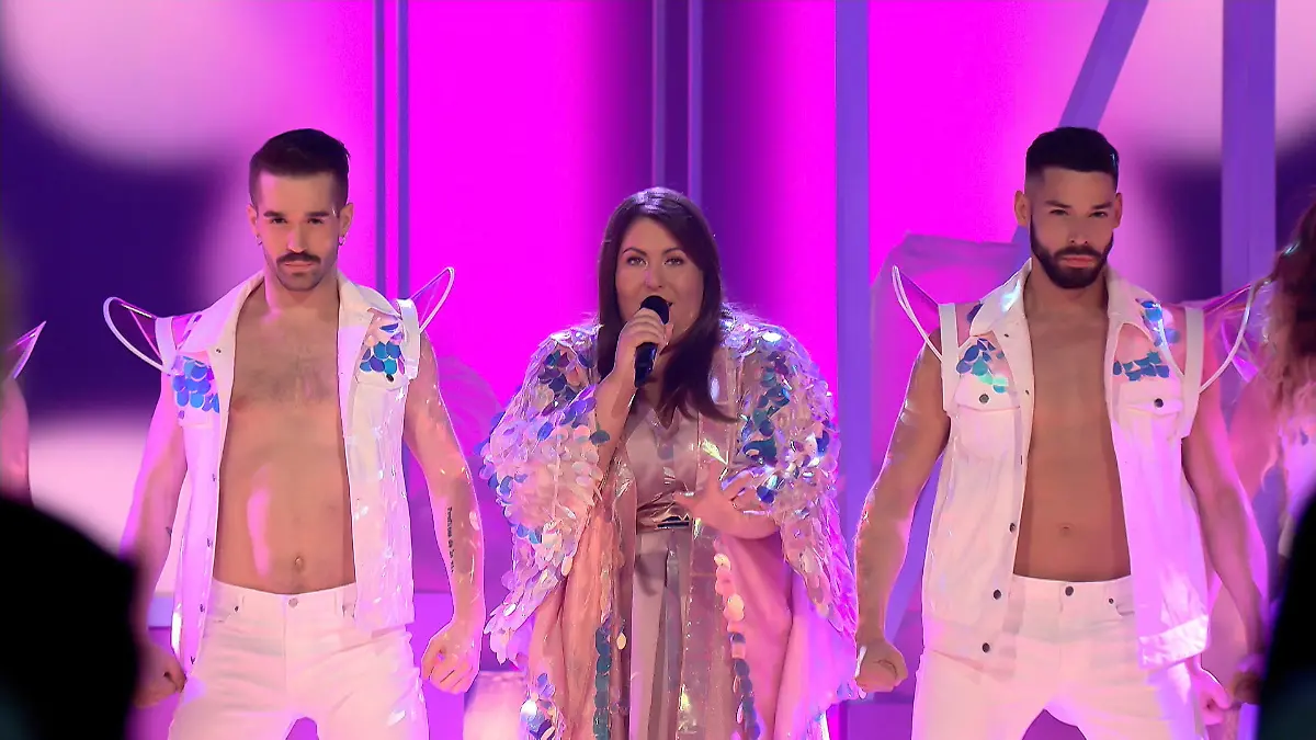 Janina El Arguioui flasht alle mit "Parachute" DSDS 2018: Das große Finale
