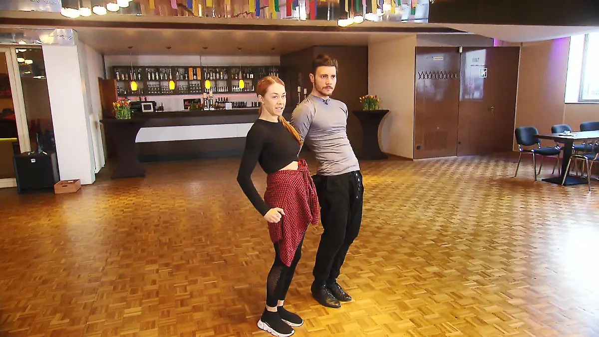 Für den Paso Doble braucht Bela Klentze "Cojones" Oana Nechiti fordert seine Männlichkeit heraus