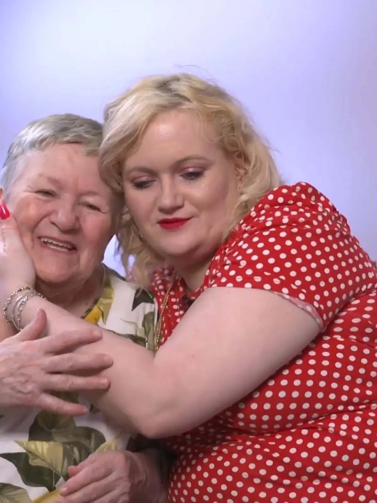 Bild zu: "Claudia und Mama Maria suchen Männer fürs Leben"