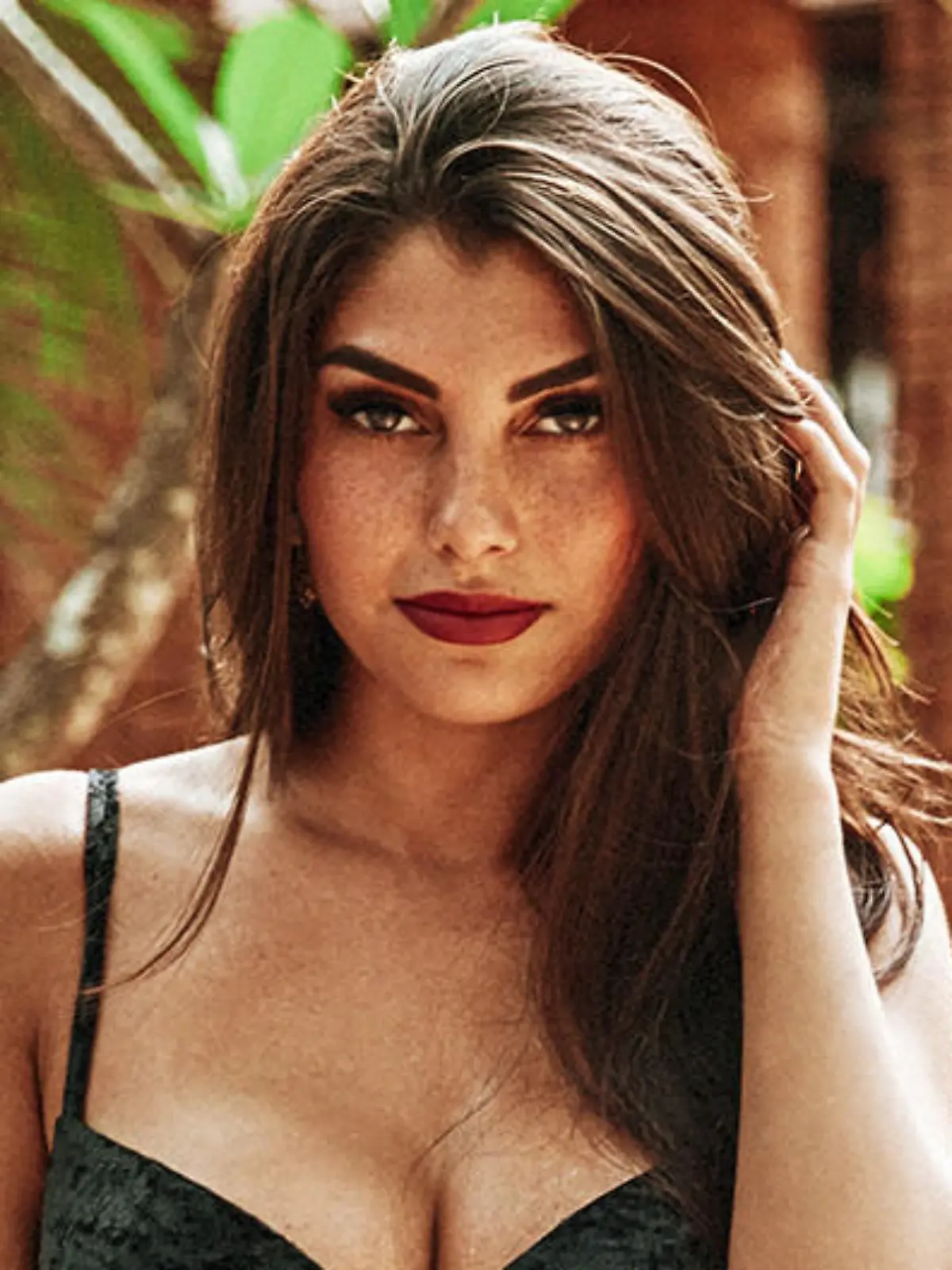 01 Yeliz