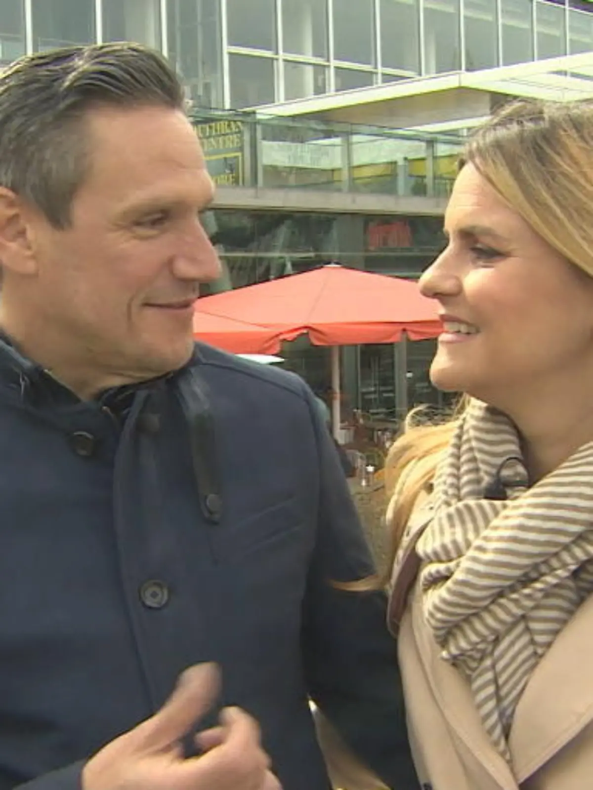 Bild zu: "Bei Michael & Lina spielte WhatsApp Amor"