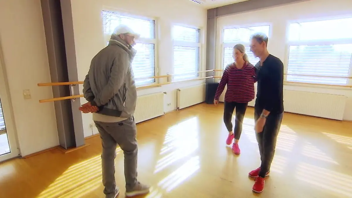 Sido macht Charlotte ein süßes Geständnis Überraschung beim Tanztraining
