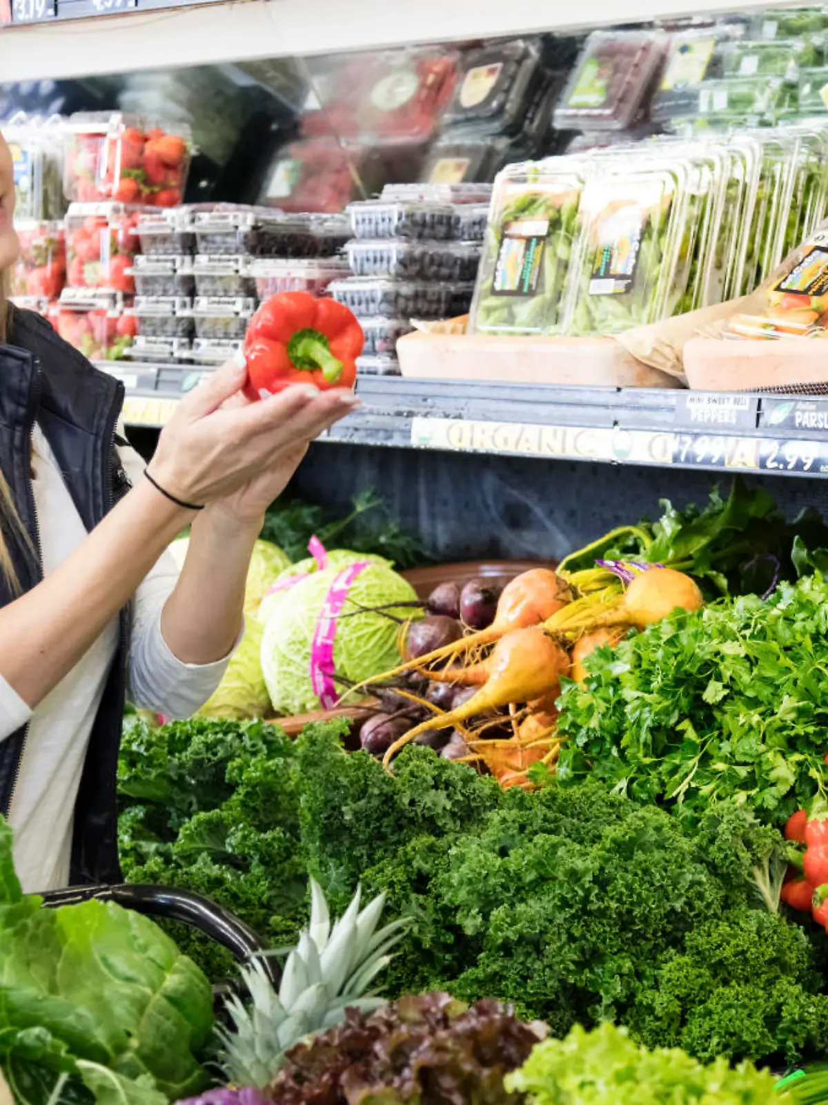 Bild zu: "Abgepackte und lose Lebensmittel im Frischetest"