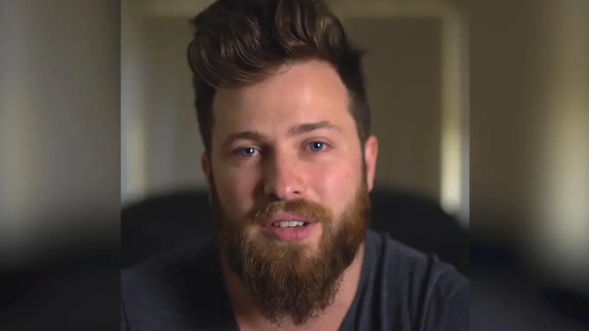 Ryan Jon (30) sucht mit diesem Video seine leibliche Mutter Nachricht an leibliche Mutter geht viral