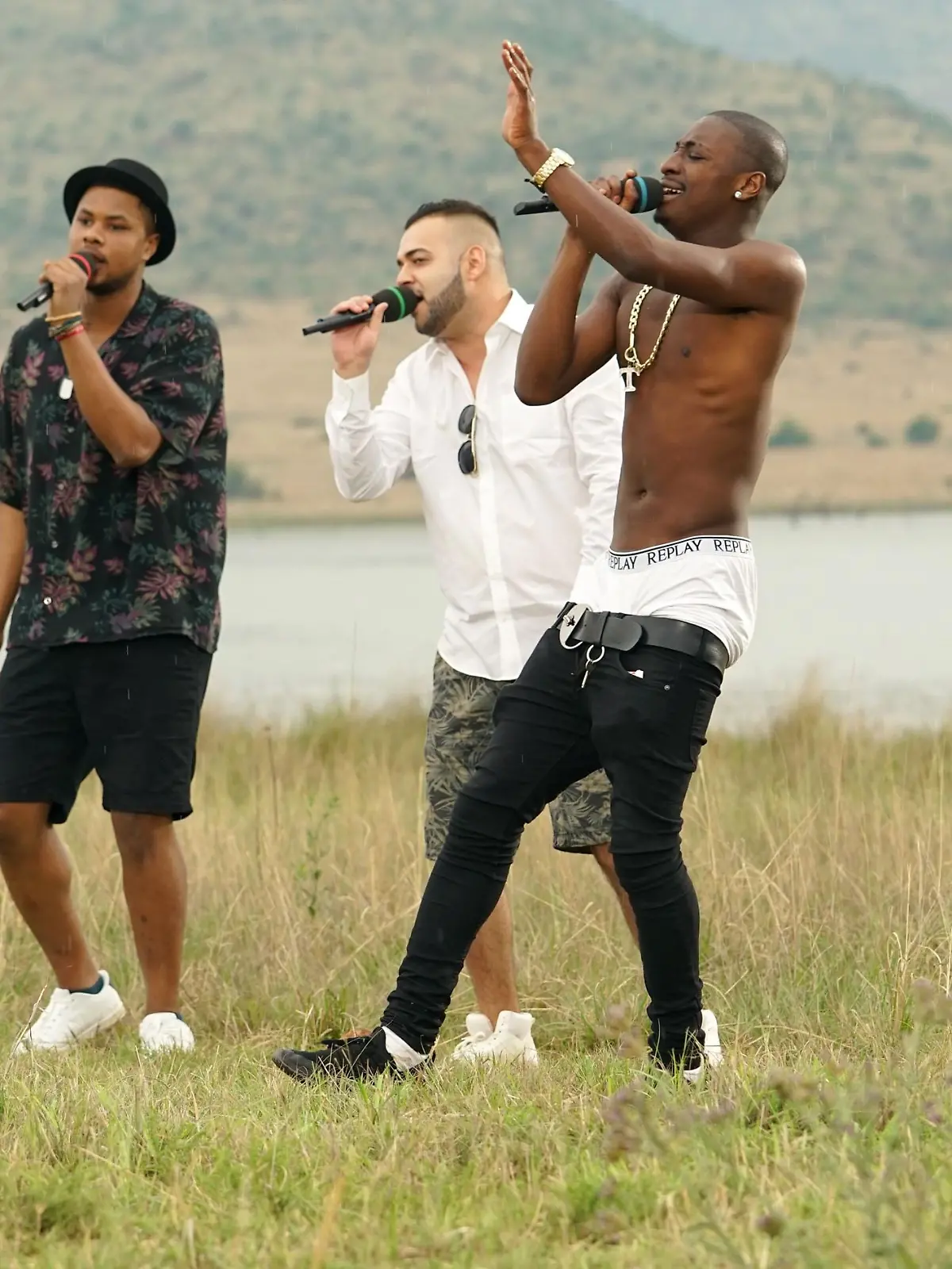 Am ersten Set des Auslands-Recalls am "Hippo Drive" performen (v.l.) Marc Imam, Mario Turtak und Diego "Get Lucky" von Daft Punk feat. Pharrell Williams und Nile Rodgers.